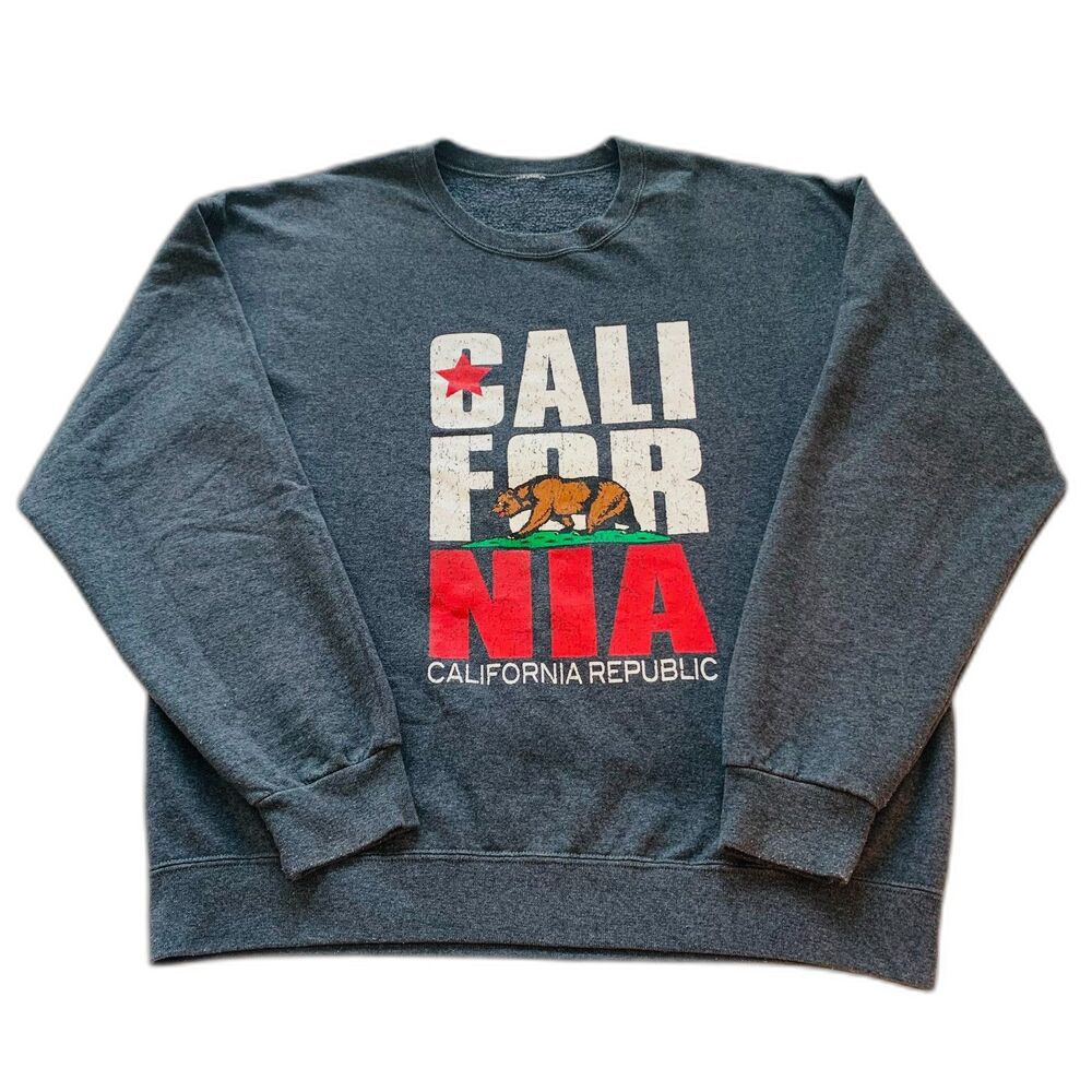 California Republic Men's Grey and Red Sweatshirt